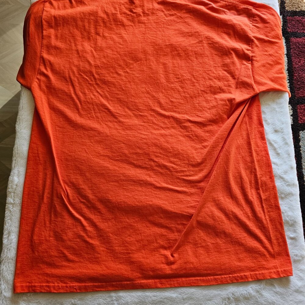 I am Who I Am Graphic Tshirt, Women Empowerment, Orange, Size Large - Picture 3 of 4